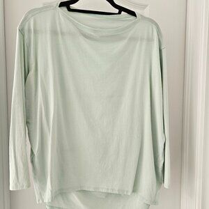 Lululemon Bach in Action Long Sleeve Top